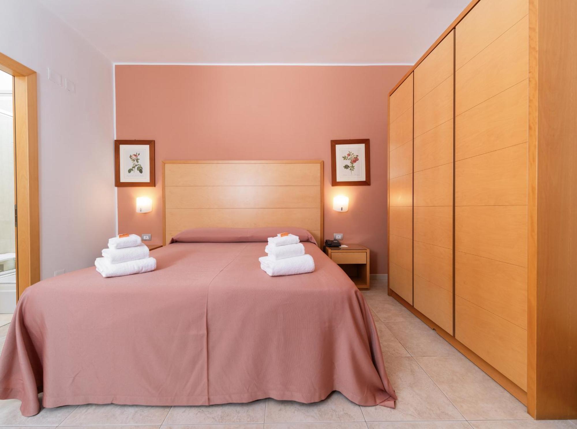 Hotel Degli Aranci В'єсте Екстер'єр фото