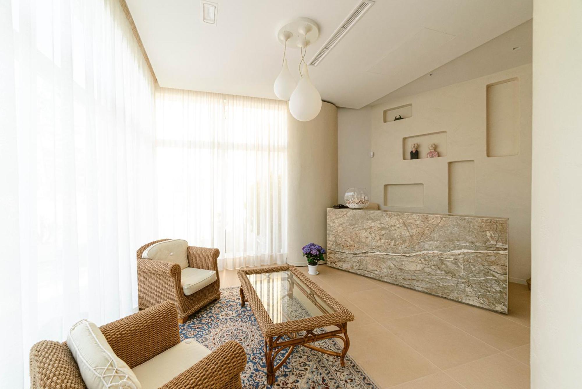 Hotel Degli Aranci В'єсте Екстер'єр фото