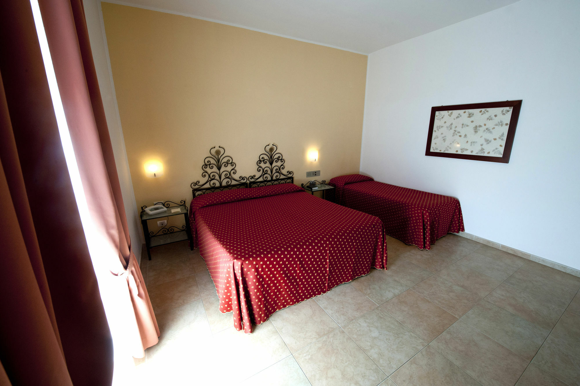 Hotel Degli Aranci В'єсте Екстер'єр фото