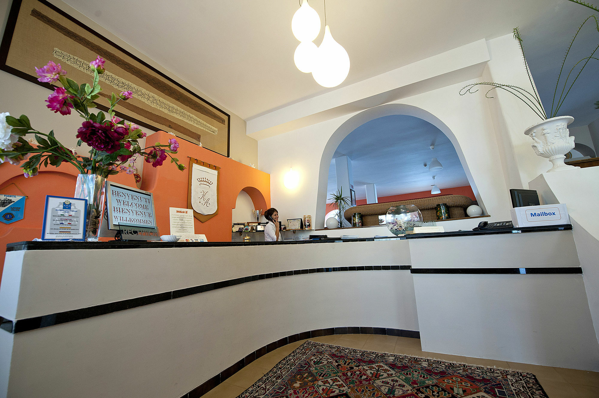 Hotel Degli Aranci В'єсте Екстер'єр фото