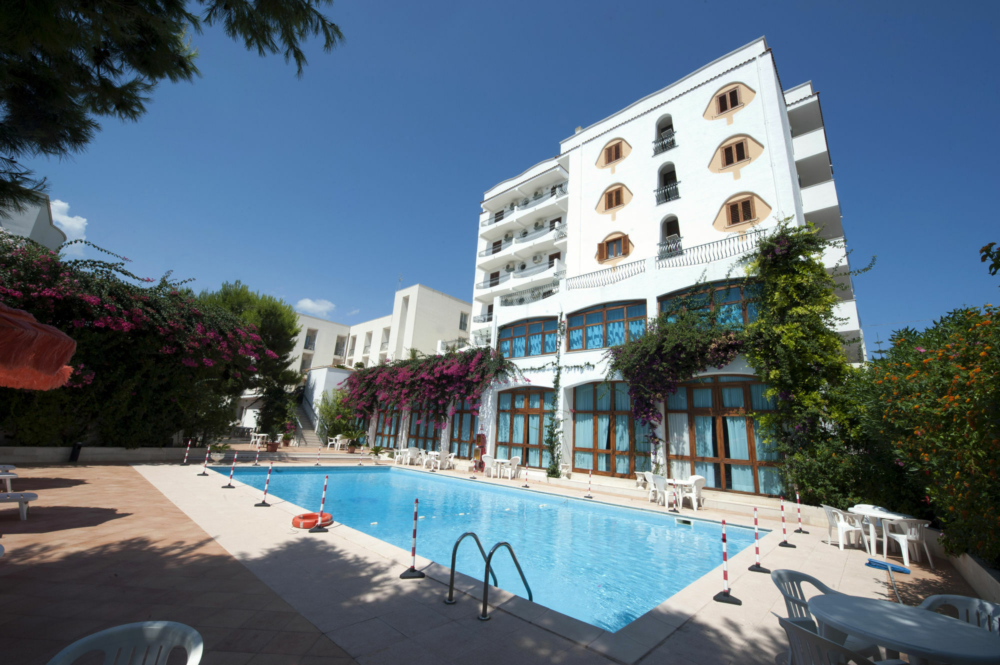 Hotel Degli Aranci В'єсте Екстер'єр фото